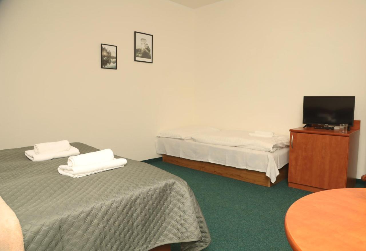 Hotel Karolina Karlowe Wary Zewnętrze zdjęcie
