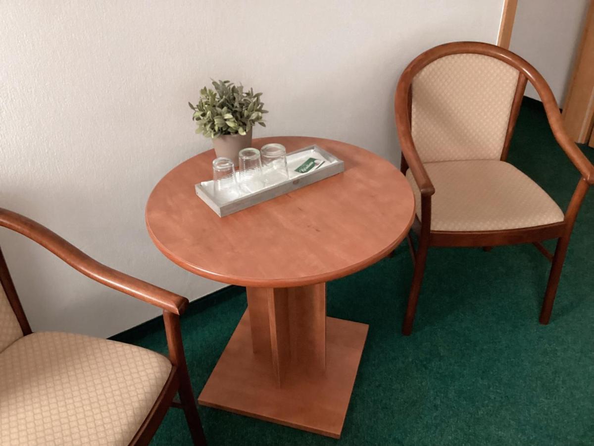 Hotel Karolina Karlowe Wary Zewnętrze zdjęcie