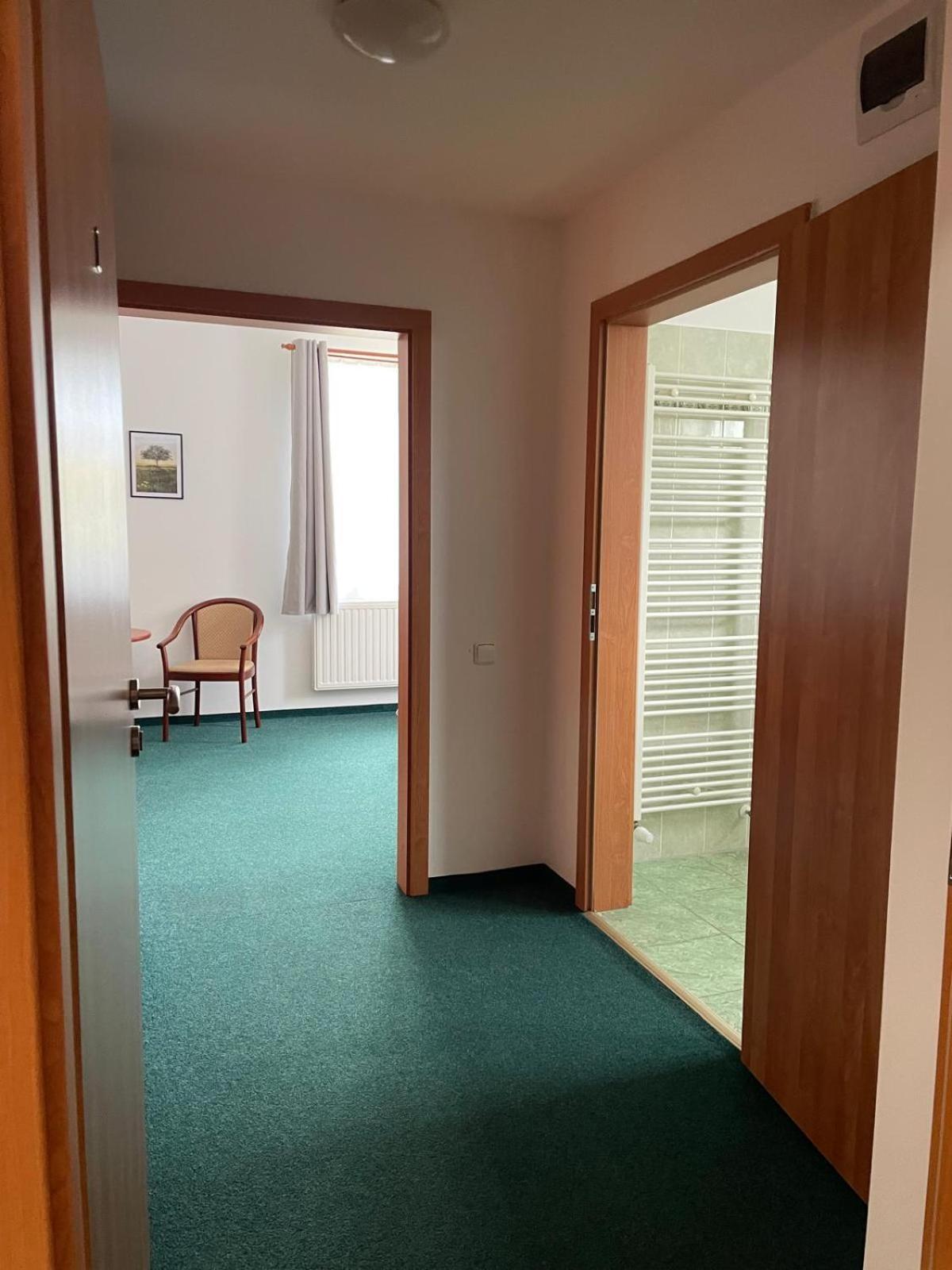 Hotel Karolina Karlowe Wary Zewnętrze zdjęcie